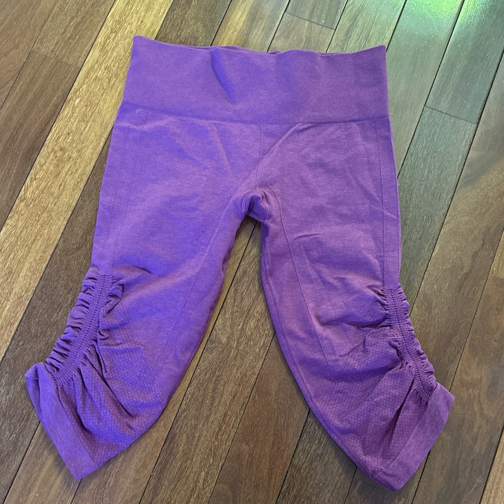 Lululemon capris